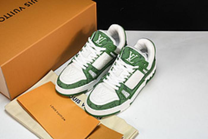 LOUI VUITTO SNEAKER