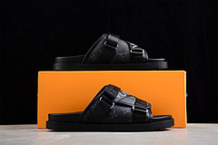 Loui Vuitto SLIPPERS