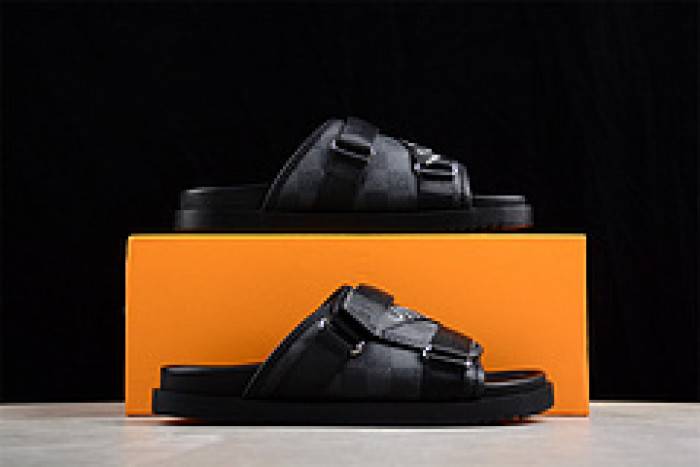 Loui Vuitto SLIPPERS