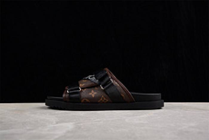 Loui Vuitto SLIPPERS