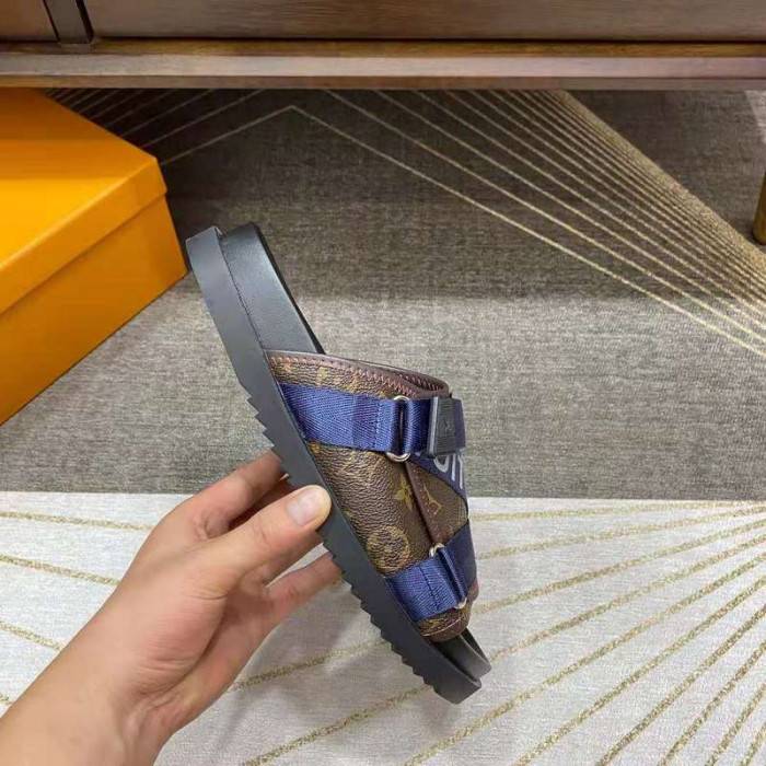 Loui Vuitto SLIPPERS