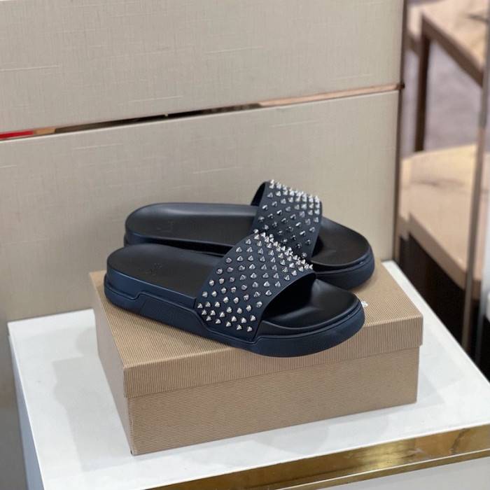 CHRIS_TIAN LOU_BOUTIN SLIPPERS