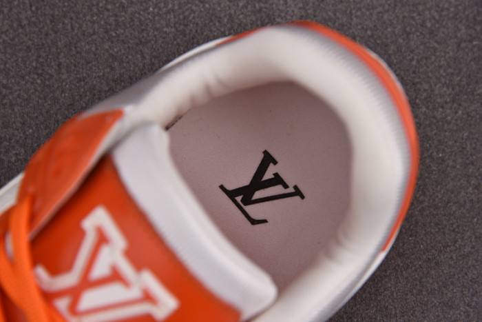 LOUI VUITTO SNEAKER