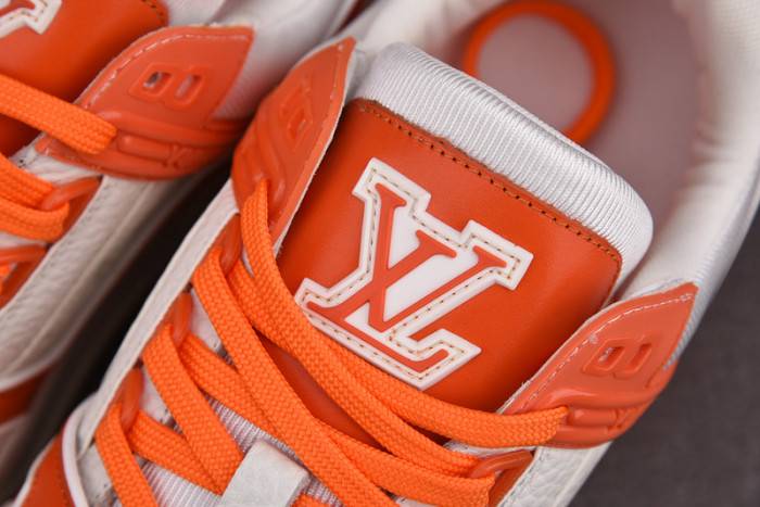 LOUI VUITTO SNEAKER