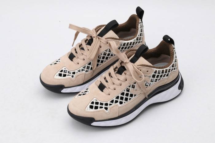 Chane Sneakers