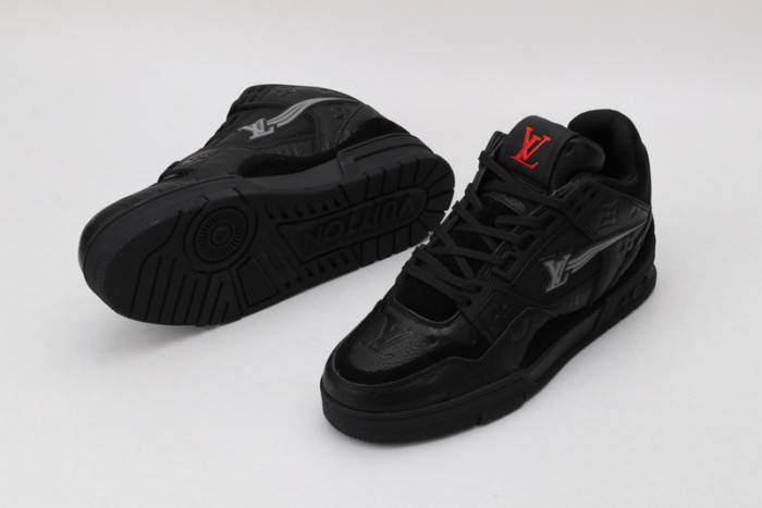 Loui Vuitto SNEAKER