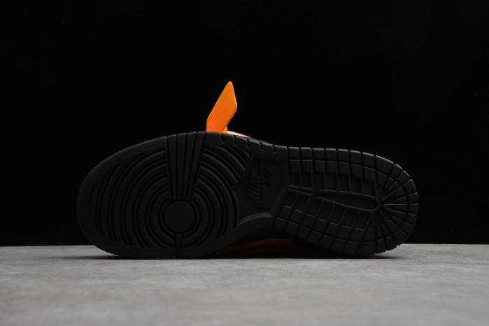 00F Nike Air Rubber Dunk “University Gold” CU6015-700