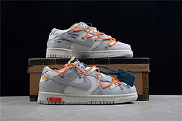 00F x Dunk Low ‘Lot 44 of 50’ – Nike – DM1602-104