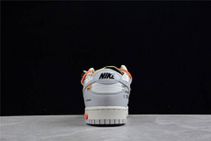 00F x Dunk Low ‘Lot 44 of 50’ – Nike – DM1602-104