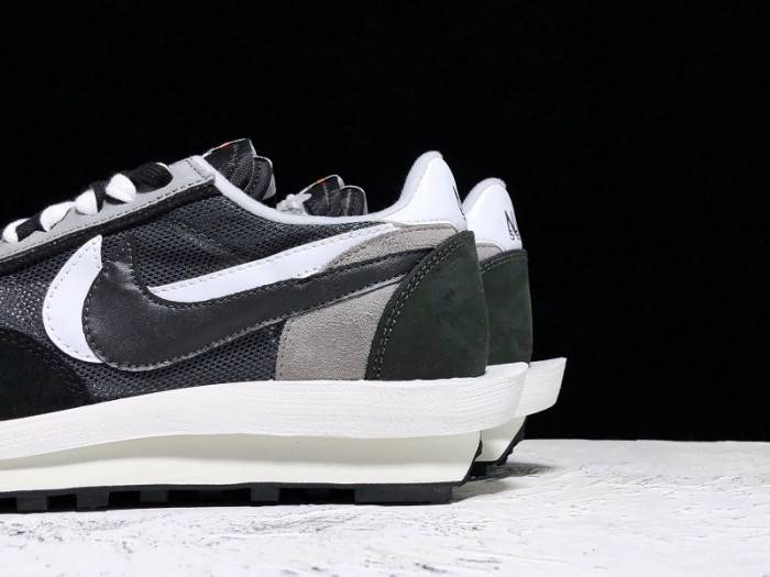 Nike LD Waffle Sacai Black – BV0073-001