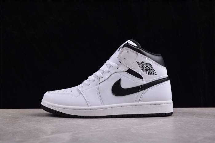 AIR JORDAN 1 MID “WHITE/BLACK” NOW AVAILABLE DQ8426-132
