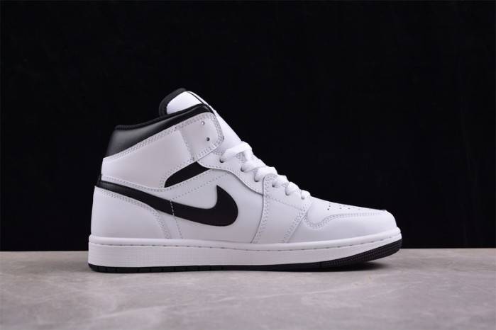AIR JORDAN 1 MID “WHITE/BLACK” NOW AVAILABLE DQ8426-132