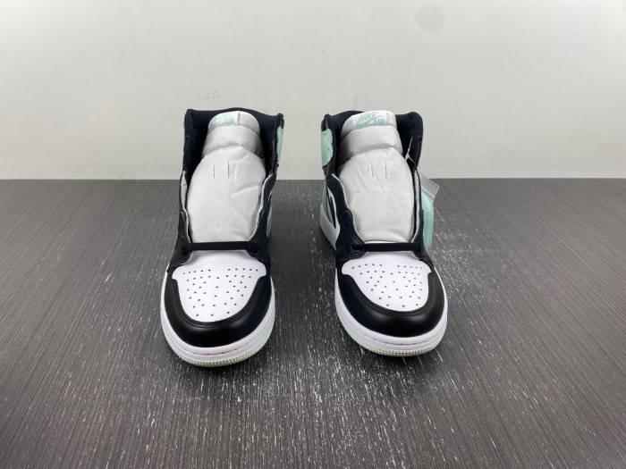 AIR JORDAN 1 RETRO HIGH OG NRG AJ1 861428 100