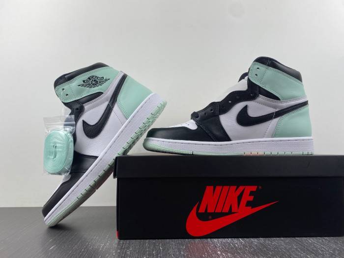 AIR JORDAN 1 RETRO HIGH OG NRG AJ1 861428 100