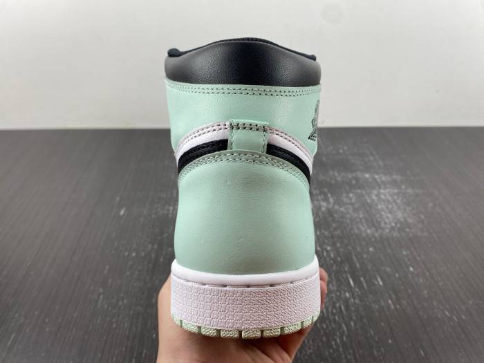 AIR JORDAN 1 RETRO HIGH OG NRG AJ1 861428 100