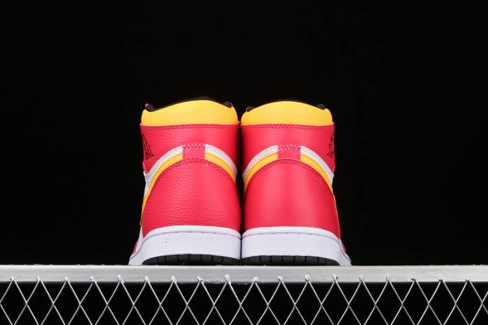 AIR Jordan 1 Retro High OG Light Fusion Red 555088-603