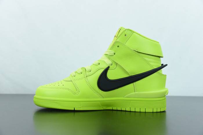 AMBUSH x Dunk High ‘Flash Lime’ – Nike – CU7544-300
