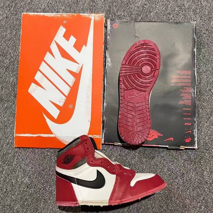 Air Jordan 1 High OG “Chicago Reimagined” DZ5485-612