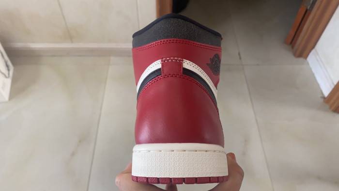 Air Jordan 1 High OG “Chicago Reimagined” DZ5485-612
