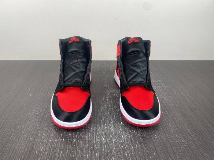 Air Jordan 1 High OG WMNS “Satin Bred”FD4810-061
