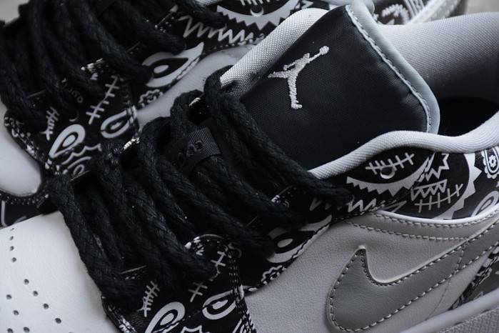 Air Jordan 1 Low Black Medium Grey 553558-040