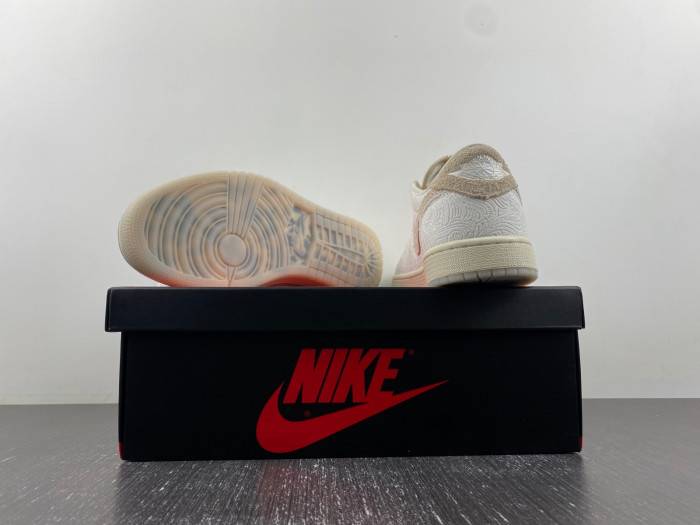 Air Jordan 1 Low PE CP3 FZ0455-200