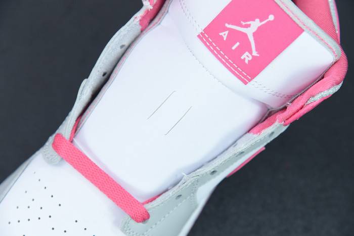 Air Jordan 1 Mid GS ‘Platinum Pink’ – 555112-109