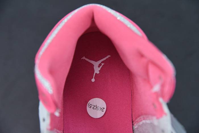 Air Jordan 1 Mid GS ‘Platinum Pink’ – 555112-109