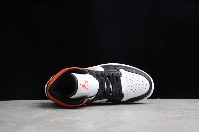 Air Jordan 1 Mid ‘Zig Zag SWH’ – DN4929-100