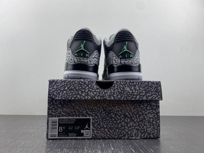 Air Jordan 3 “Green Glow CT8532-031