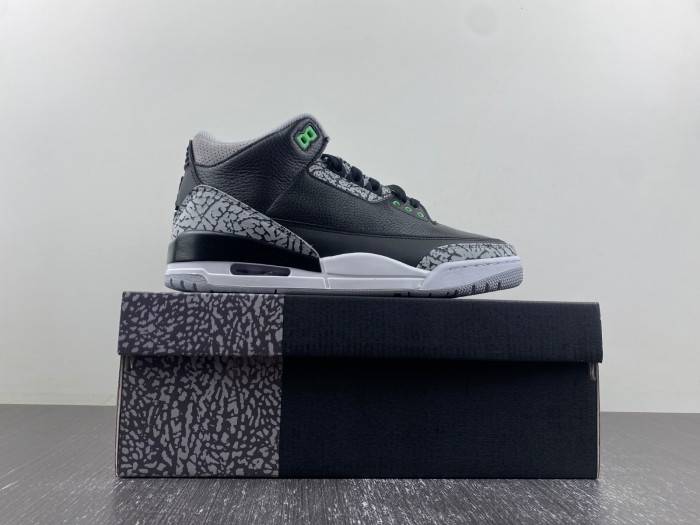 Air Jordan 3 “Green Glow CT8532-031