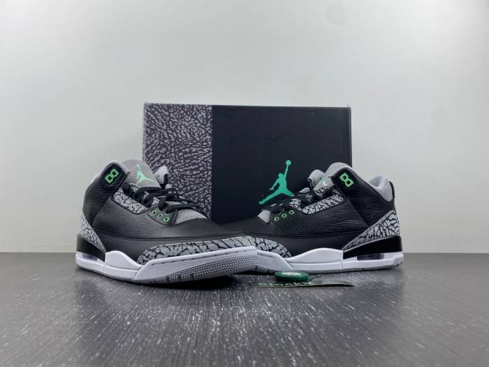 Air Jordan 3 “Green Glow CT8532-031
