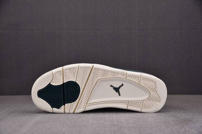 Air Jordan 4 RM WMNS “Oxidized Green” FQ7940-300