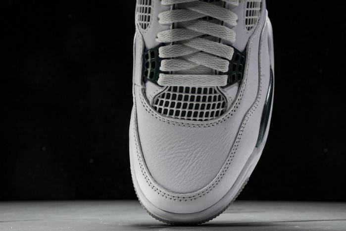 Air Jordan 4 Retro “Oxidized Green” FQ8138-103
