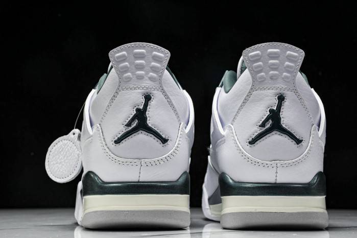 Air Jordan 4 Retro “Oxidized Green” FQ8138-103