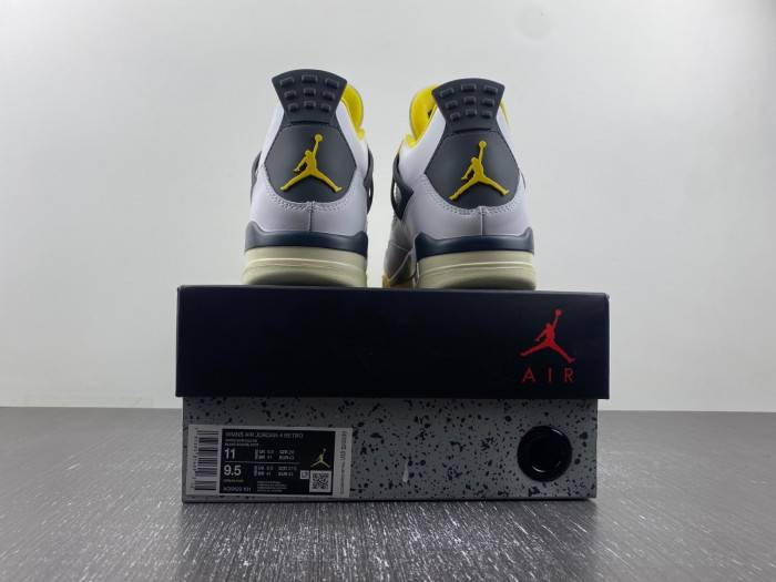 Air Jordan 4 WNNS “Vivid Sulfur”AQ9129-101