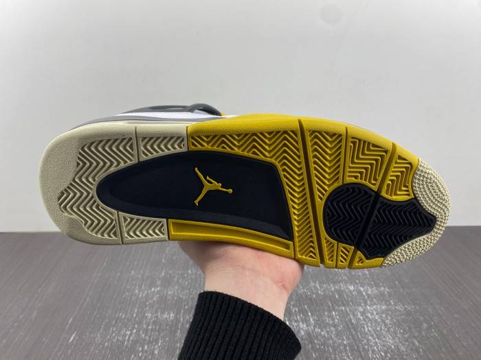 Air Jordan 4 WNNS “Vivid Sulfur”AQ9129-101