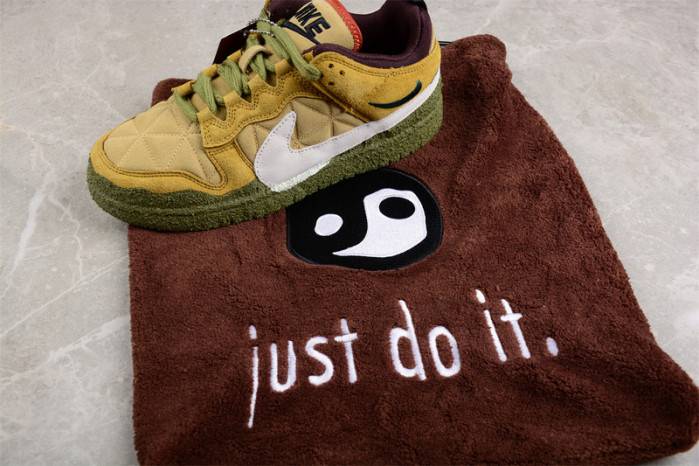 CPFM x Nk Dunk Low DM0430-700