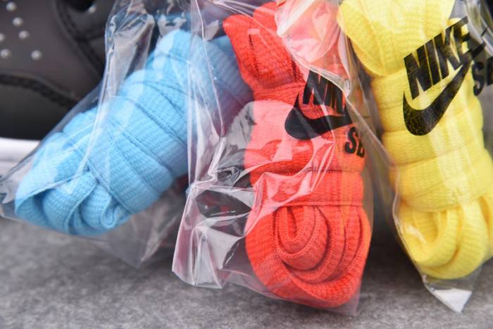 Civilist Nike SB Dunk Low CZ5123-001