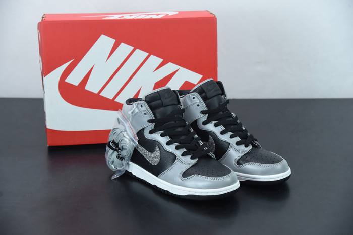 Dunk Prm Hi Sp ‘Cocoa Snake’ – Nike – 624512-100