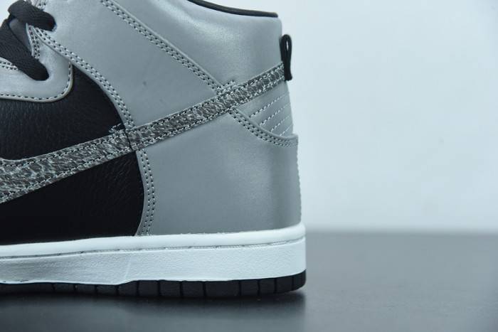 Dunk Prm Hi Sp ‘Cocoa Snake’ – Nike – 624512-100