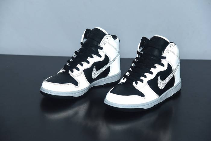 Dunk Prm Hi Sp ‘Cocoa Snake’ – Nike – 624512-100