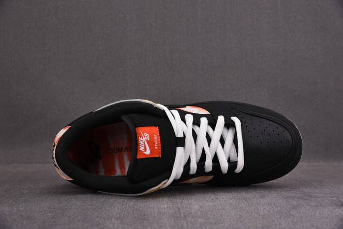 Dunk SB Low ‘Tie-Dye Raygun – Black’ – Nike – BQ6832-001