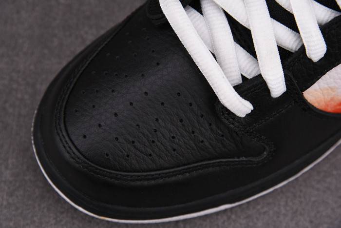 Dunk SB Low ‘Tie-Dye Raygun – Black’ – Nike – BQ6832-001