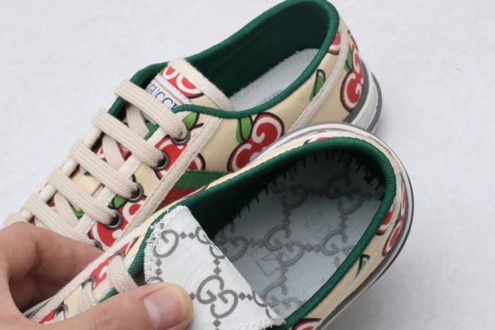 GUCC SNEAKER 123-2