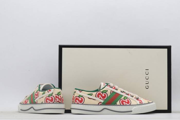 GUCC SNEAKER 123-2