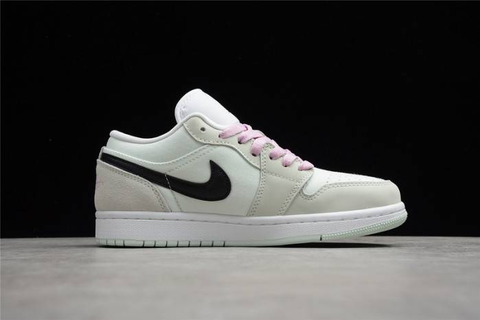 Jordan 1 Low Se Barely Green (W) CZ0776-300