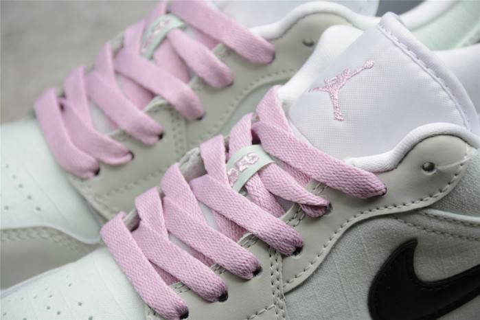 Jordan 1 Low Se Barely Green (W) CZ0776-300