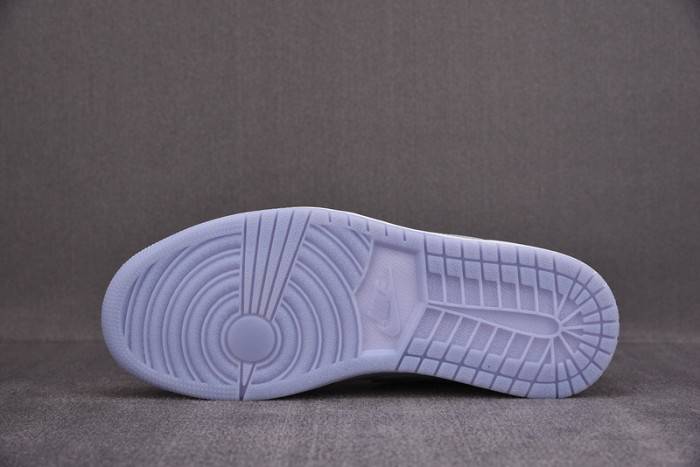 Jordan 1 Low Wolf Grey (W) – DC0774-105