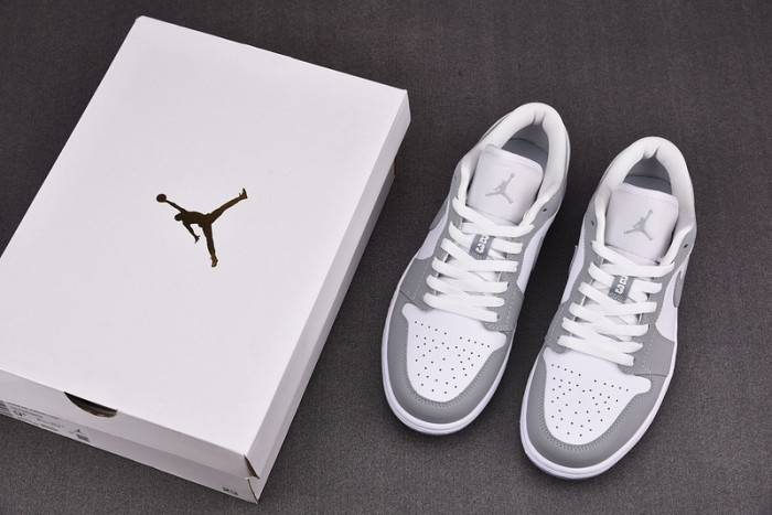 Jordan 1 Low Wolf Grey (W) – DC0774-105